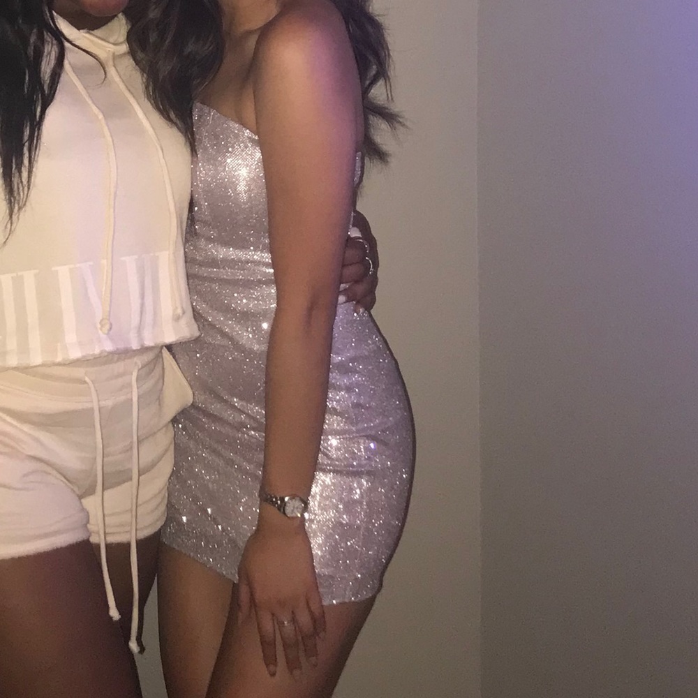 Meshki Raelynn Glitter Dress
